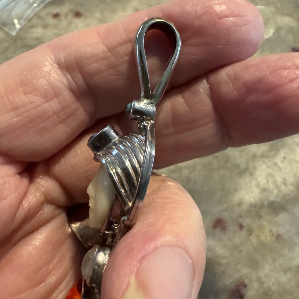 Silver sajen and cinnabar Heart Pendant - Picture 3 of 4